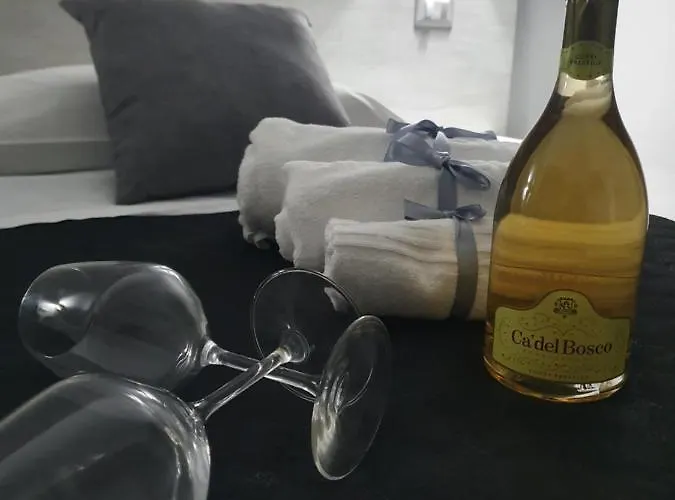 Aedes Tropea Bed & Breakfast 4*