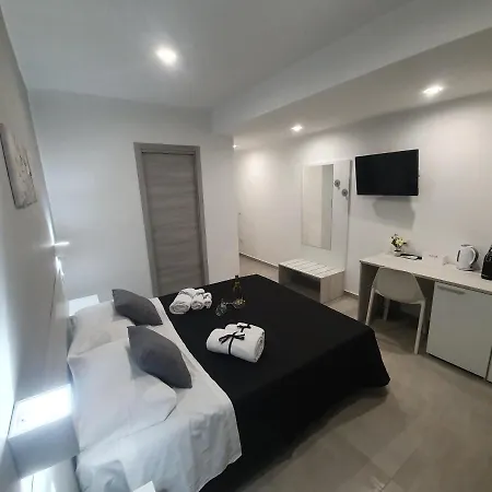 Aedes Tropea 4*
