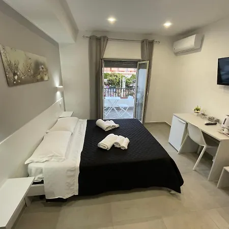 Panzió Aedes Tropea 4*